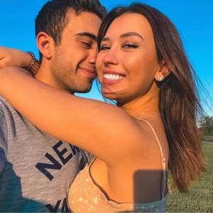 Meet your Posher, Lucia